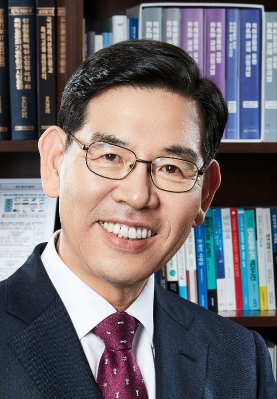 김태만 사진